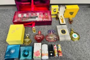 化粧品･香水 - 横浜,香水,買取