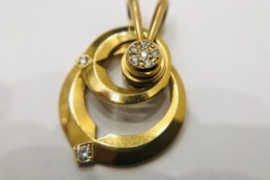 金･ダイヤ･ブランド品･時計を売るなら - 世田谷,石付き貴金属メレ,買取