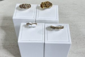 金･ダイヤ･ブランド品･時計を売るなら - リング,指輪,宝石