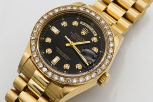 金･ダイヤ･ブランド品･時計を売るなら - ロレックス デイデイト