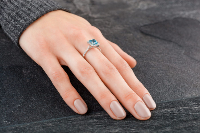 サファイア 指輪